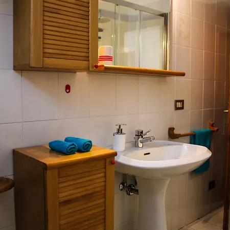 Dolomiti - Fronte Piste Da Sci